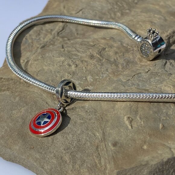 💜 Sterling Silver Marvel The Avengers Captain America Shield Dangle Charm - Picture 2 of 7